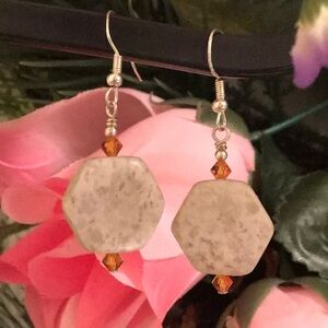 🔥ON SALE🔥3/$25🔥 💖 LA Design💖Handmade Earrings